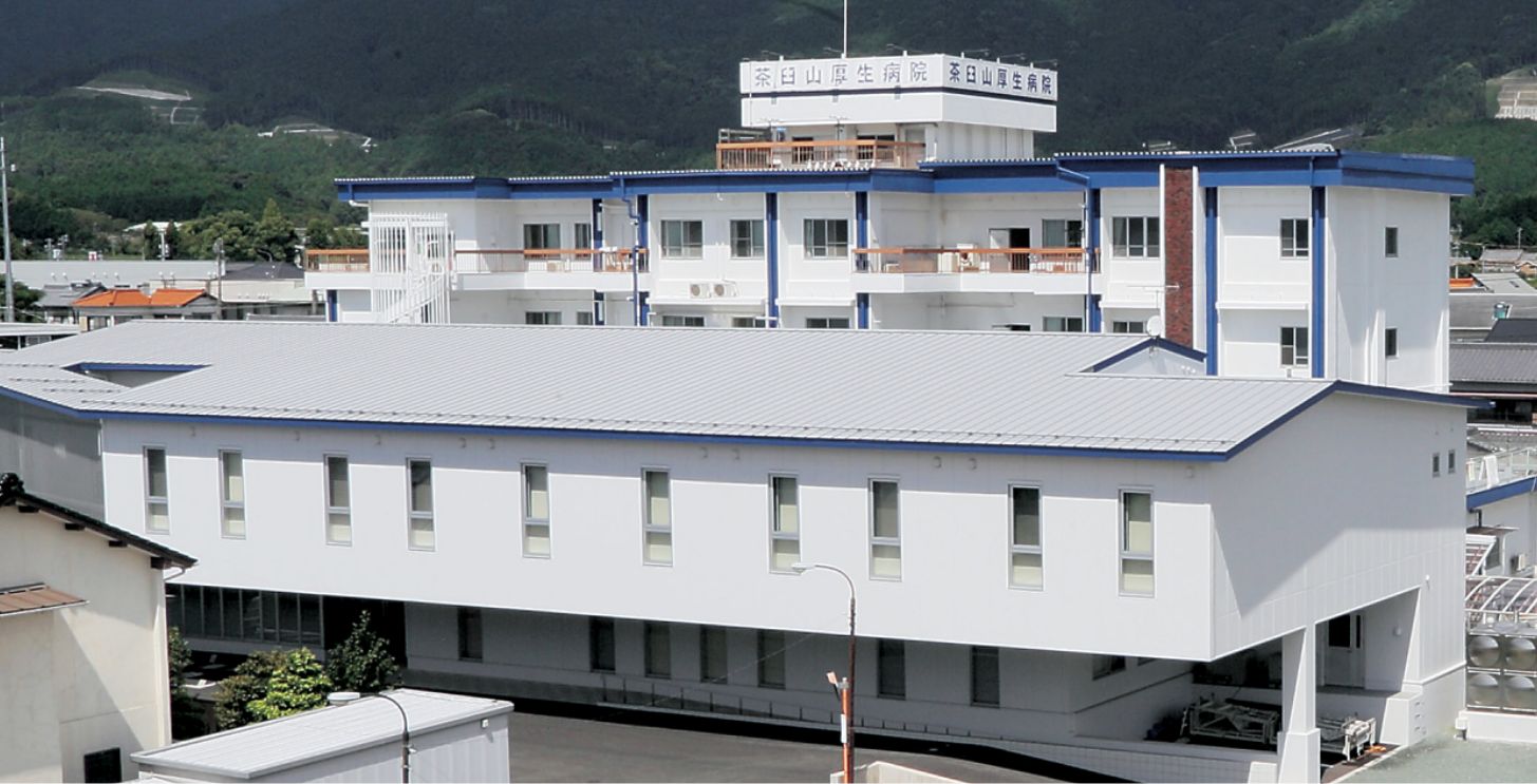 茶臼山厚生病院の外観写真